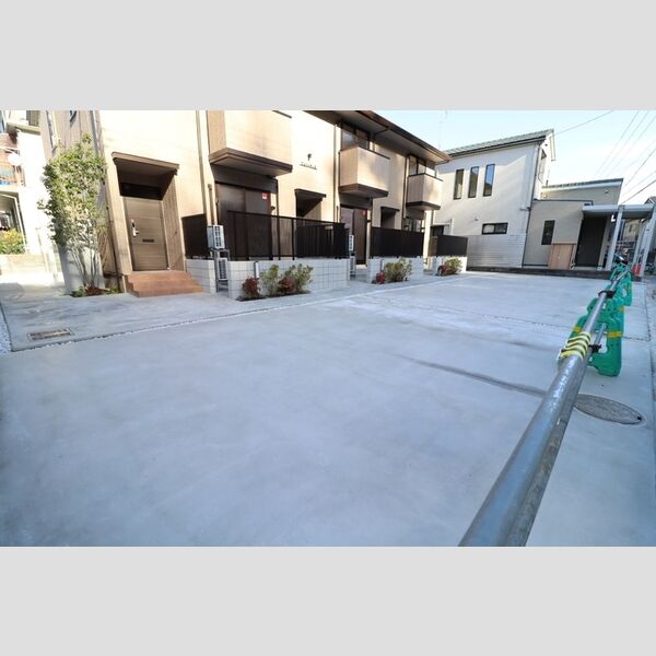 駐車場 (駐車場)