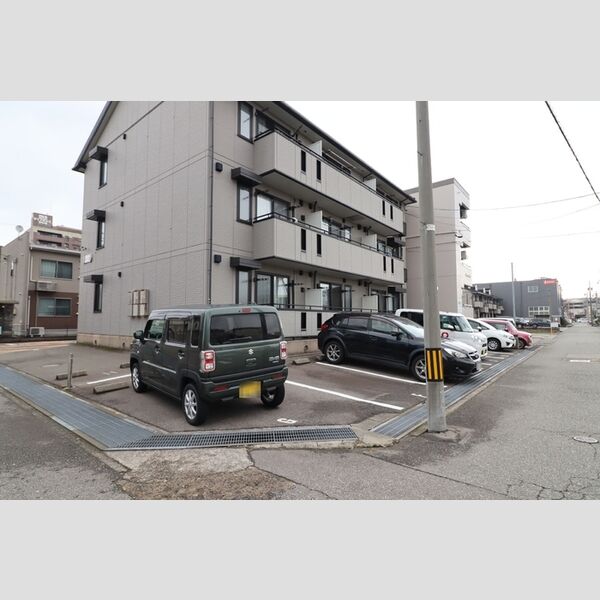 駐車場 (駐車場)