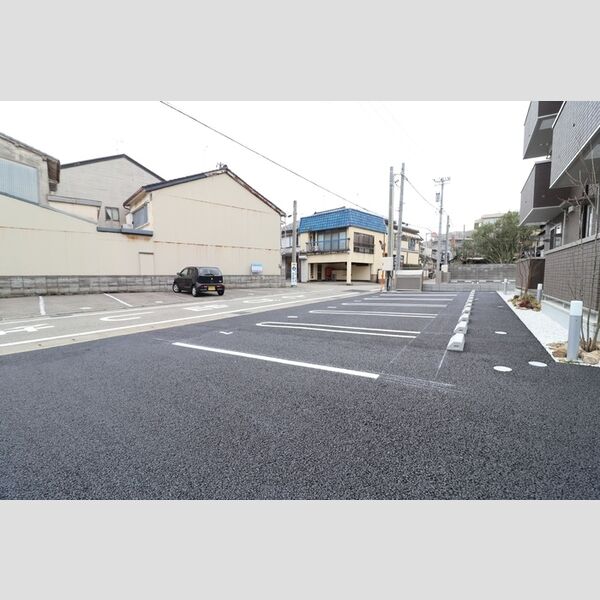 駐車場 (駐車場)