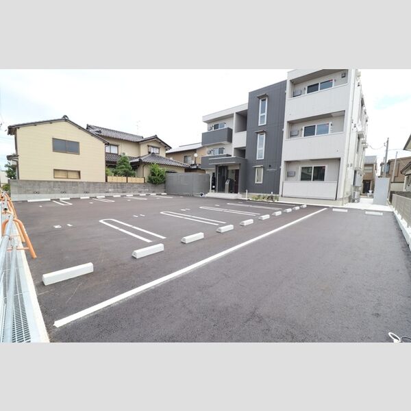 駐車場 (駐車場)
