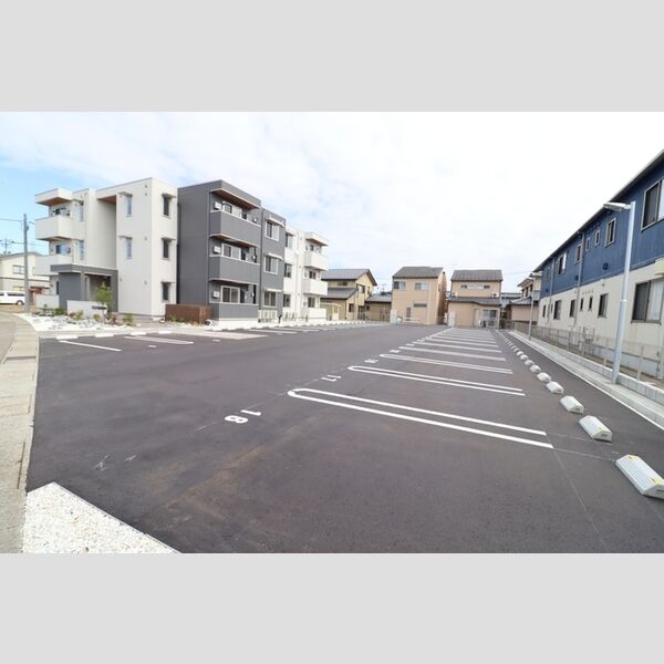 駐車場 (駐車場)