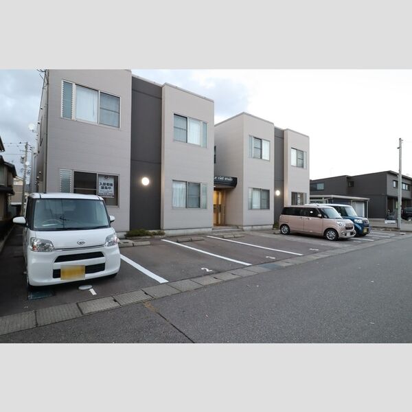 駐車場 (駐車場)