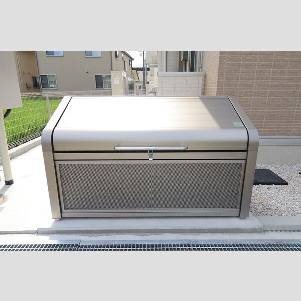 現地周辺 (ゴミステーション)