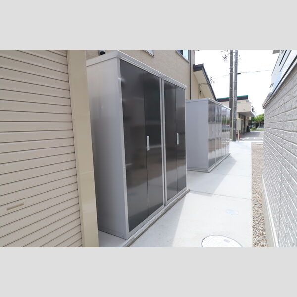 現地周辺 (トランクルーム)