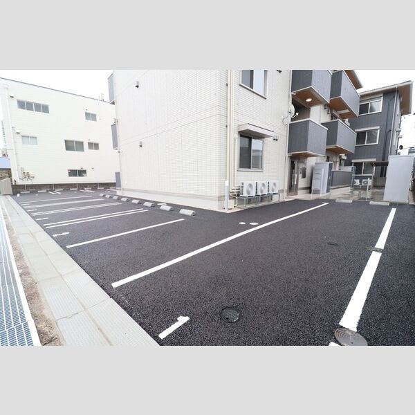 駐車場 (駐車場)