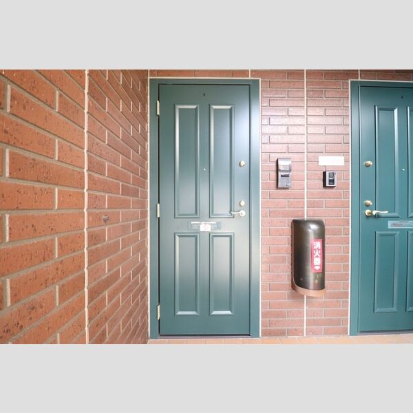 エントランス (エントランス)