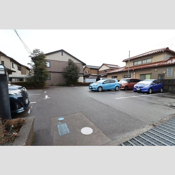 駐車場 (駐車場)
