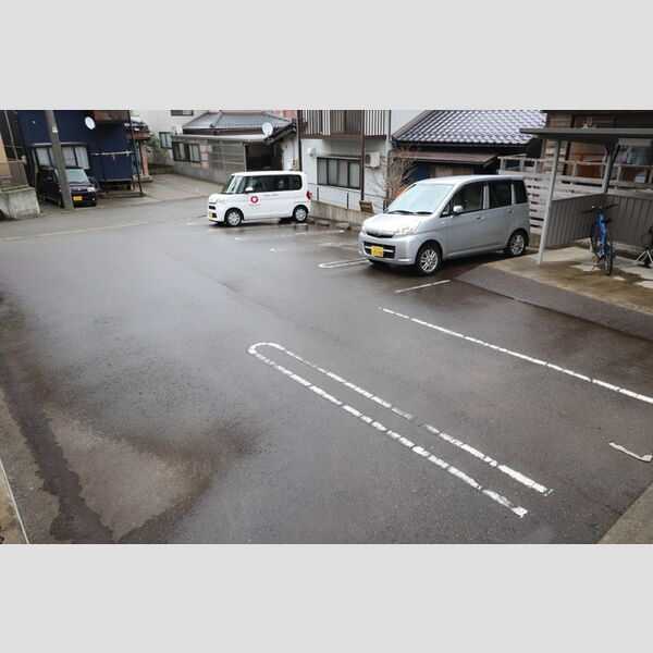 駐車場 (駐車場)