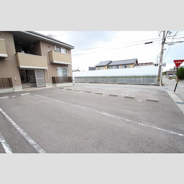駐車場 (駐車場)