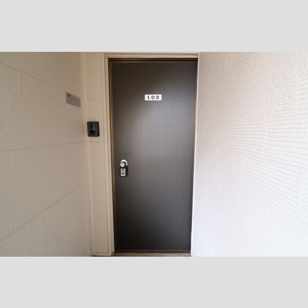 エントランス (エントランス)