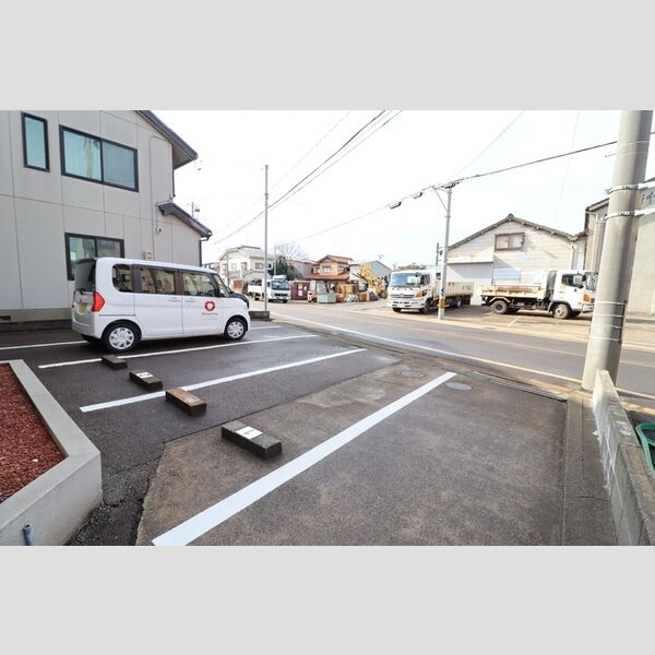 駐車場 (駐車場)