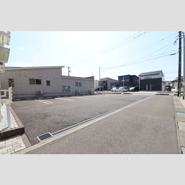 駐車場 (駐車場)