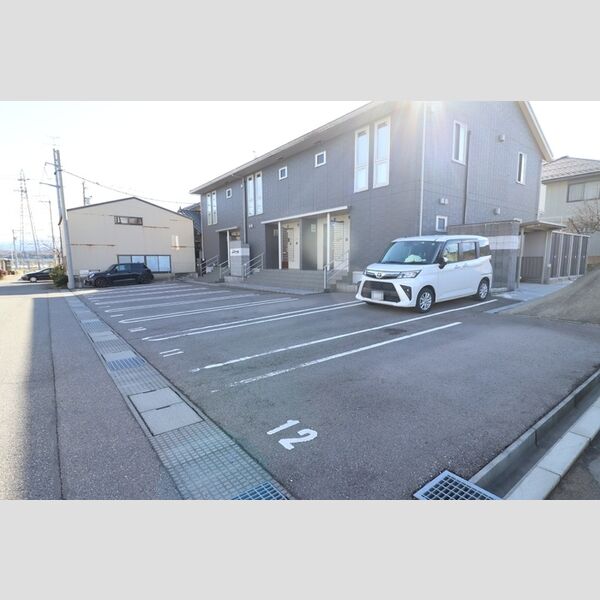 駐車場 (駐車場)