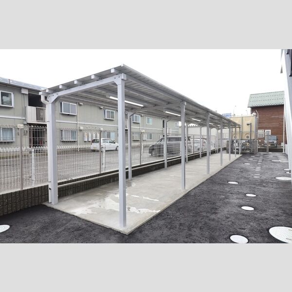 現地周辺 (駐輪場)