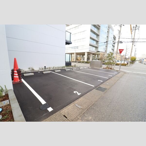 駐車場 (駐車場)