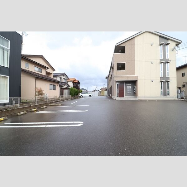 駐車場 (駐車場)