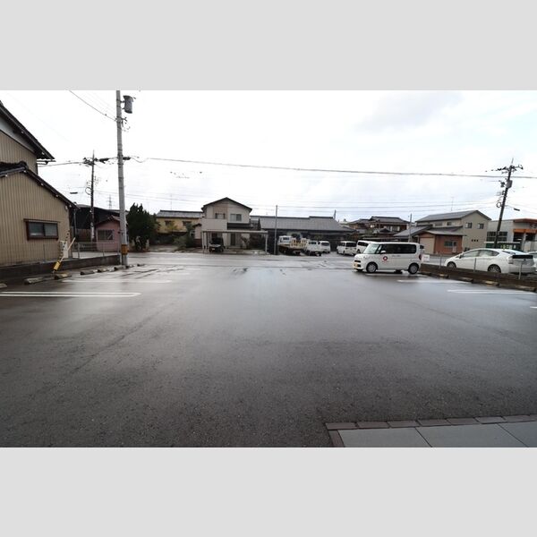 駐車場 (駐車場)