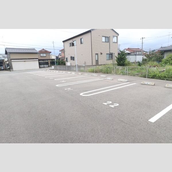 駐車場 (駐車場)