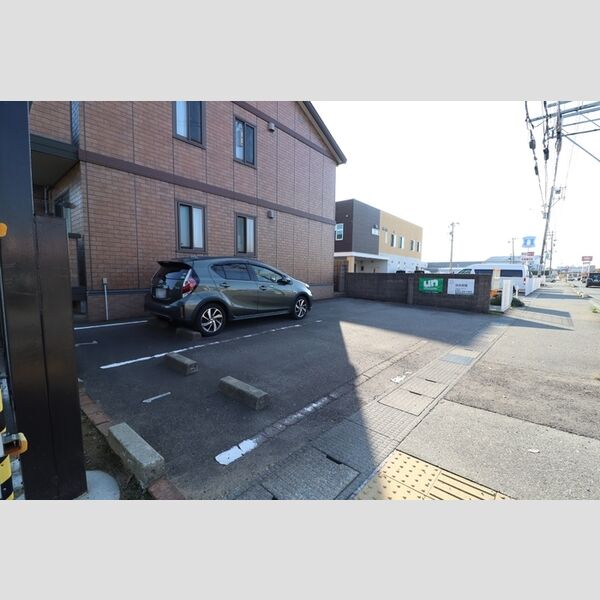 駐車場 (駐車場)