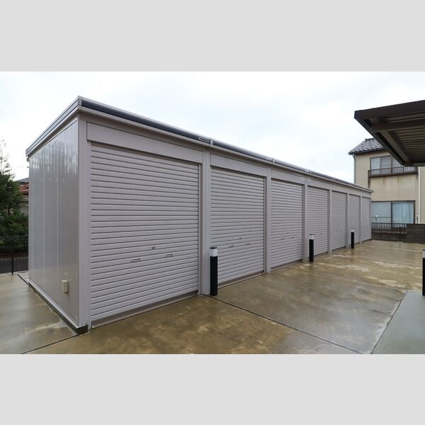 現地周辺 (トランクルーム)