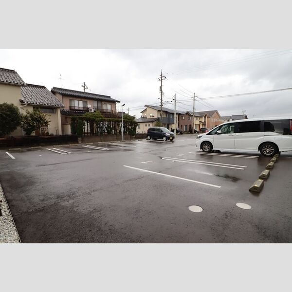 駐車場 (駐車場)