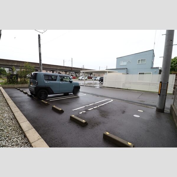 駐車場 (駐車場)