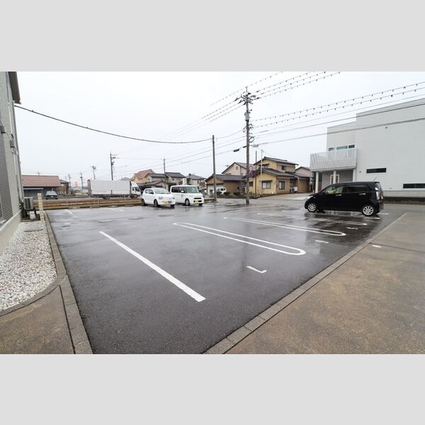 駐車場 (駐車場)