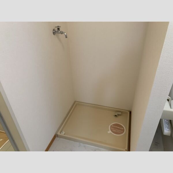 その他 (洗濯機置き場 202)