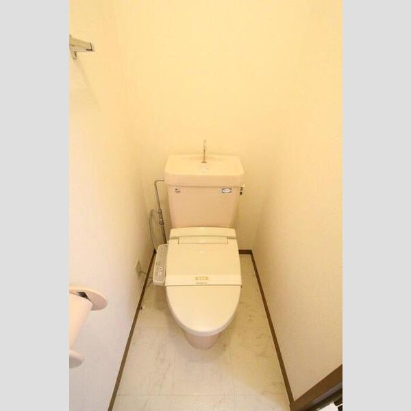 トイレ (201　温水洗浄暖房便座)