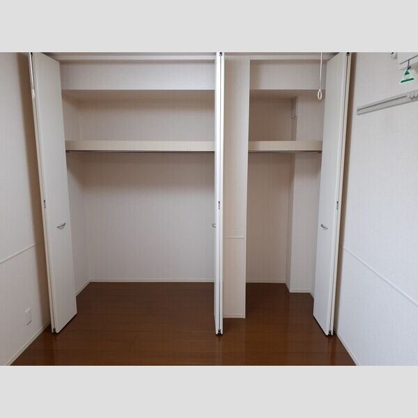 収納 (クローゼット)