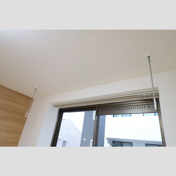 その他 (室内物干し)