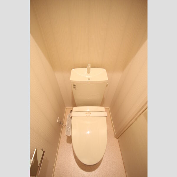 トイレ (トイレ洗面)