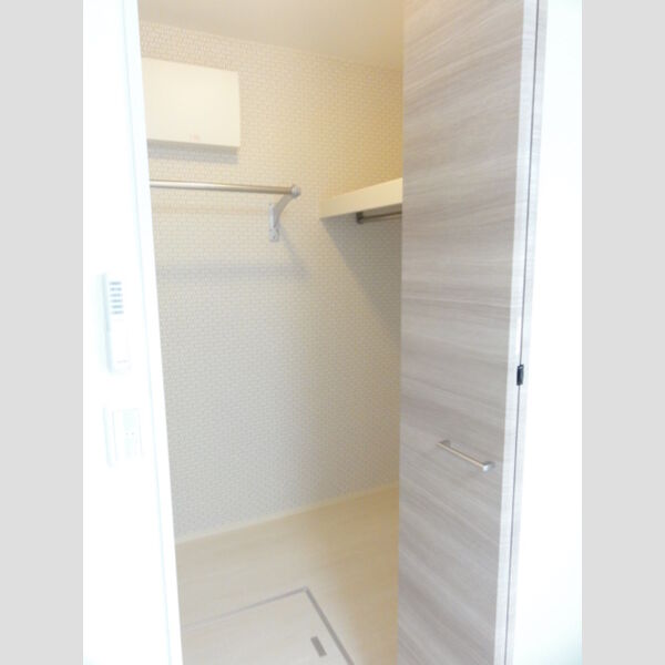 収納 (ウォークインクローゼット)