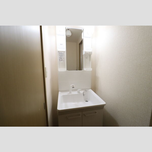 洗面所 (洗面台)