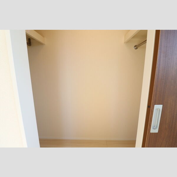 収納 (ウォークインクローゼット)