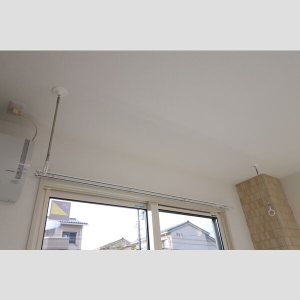 その他 (室内物干し)