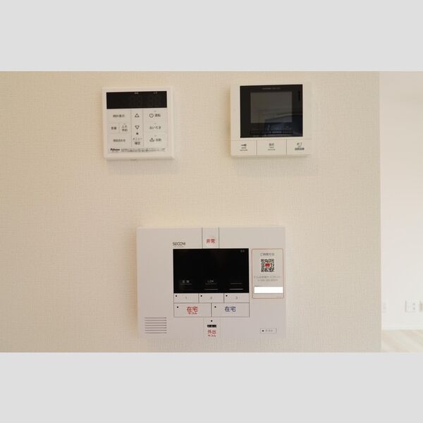 その他設備 (セコムのセキュリティシステム・TVインターホン)