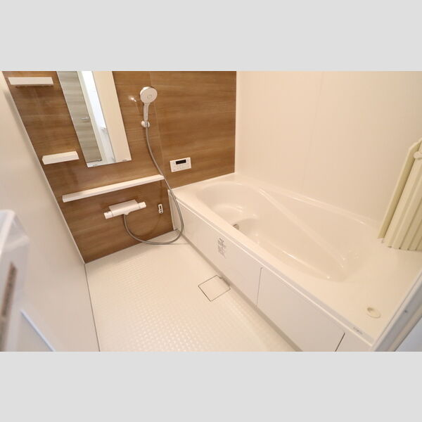 バス (浴室換気乾燥機・追い焚き給湯)