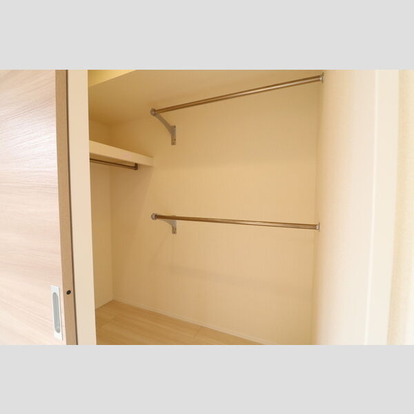 収納 (ウォークインクローゼット)