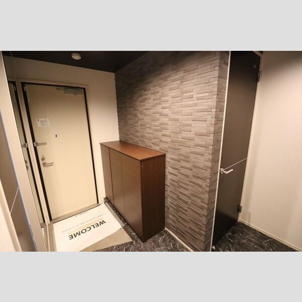 玄関 (玄関　B112)