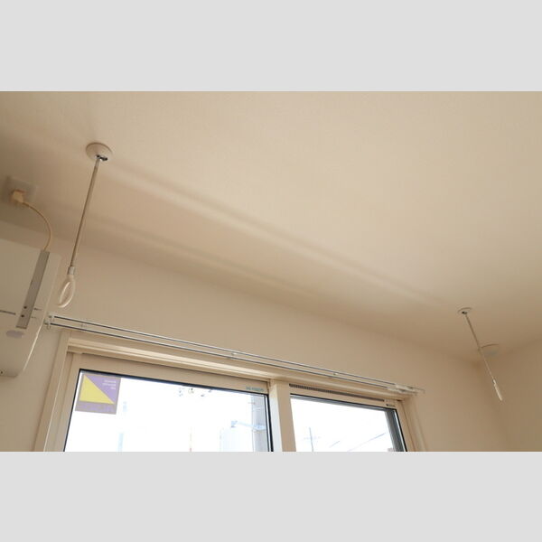 その他 (室内物干し)