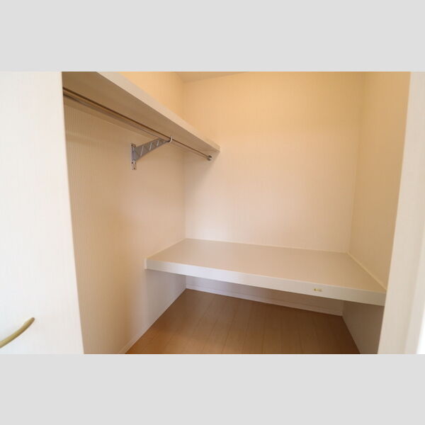 収納 (ウォークインクローゼット)