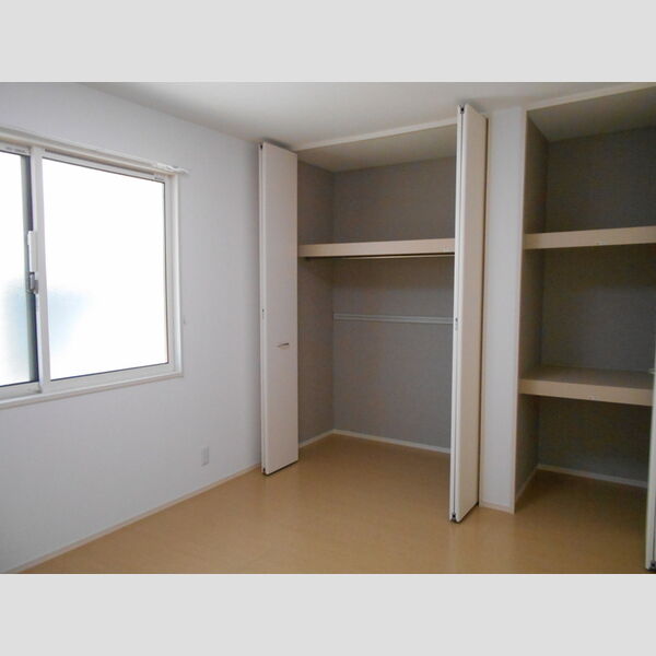 収納 (クローゼット　物入れ　洋室6帖　Ⅱ)