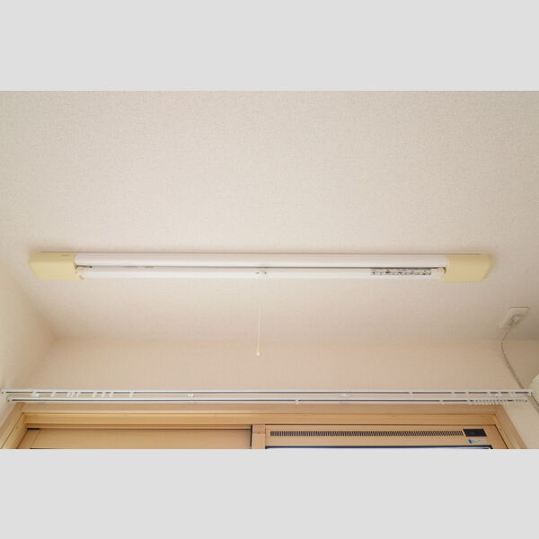 その他 (室内物干し)