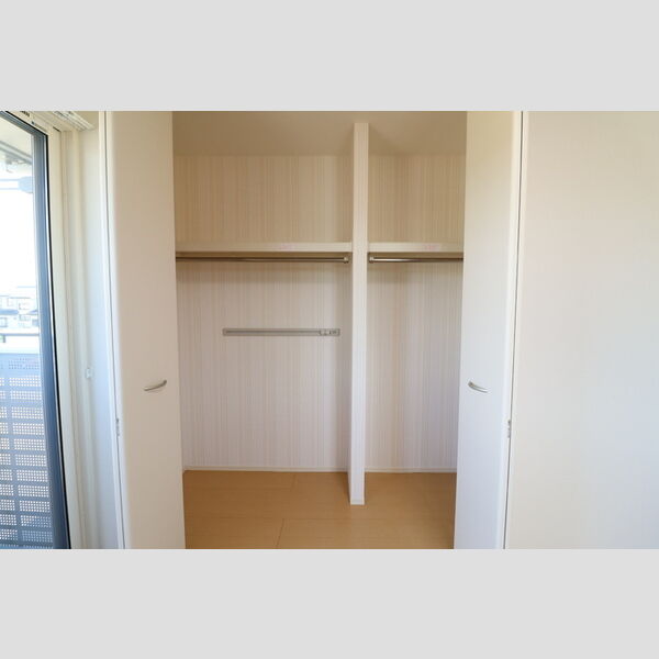 収納 (クローゼット)