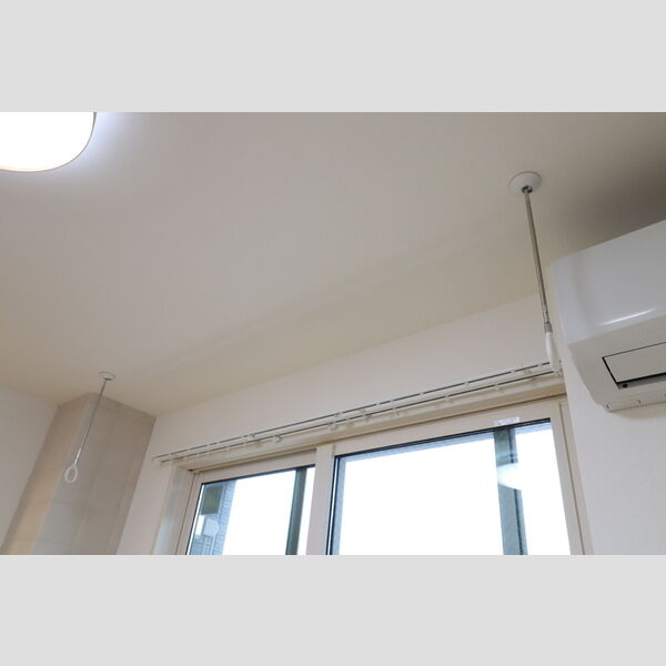 その他 (室内物干し)