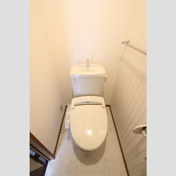 トイレ (105　温水洗浄暖房便座)