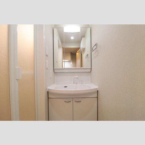 洗面所 (洗面台)