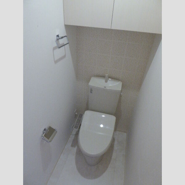 トイレ (201　温水洗浄便座付きトイレ)