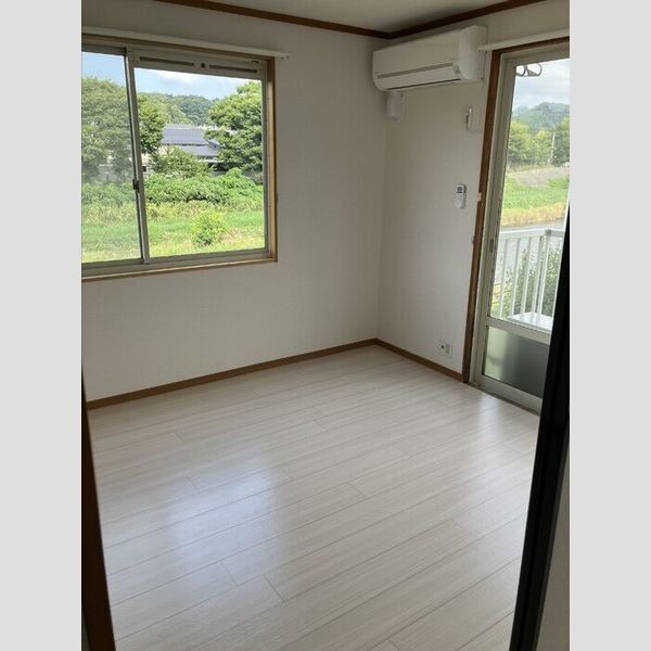 その他 (DK横洋室6帖)